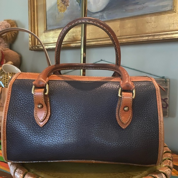 Dooney & Bourke Handbag Genuine All Leather Made in the USA Mini - Picture 7 of 15